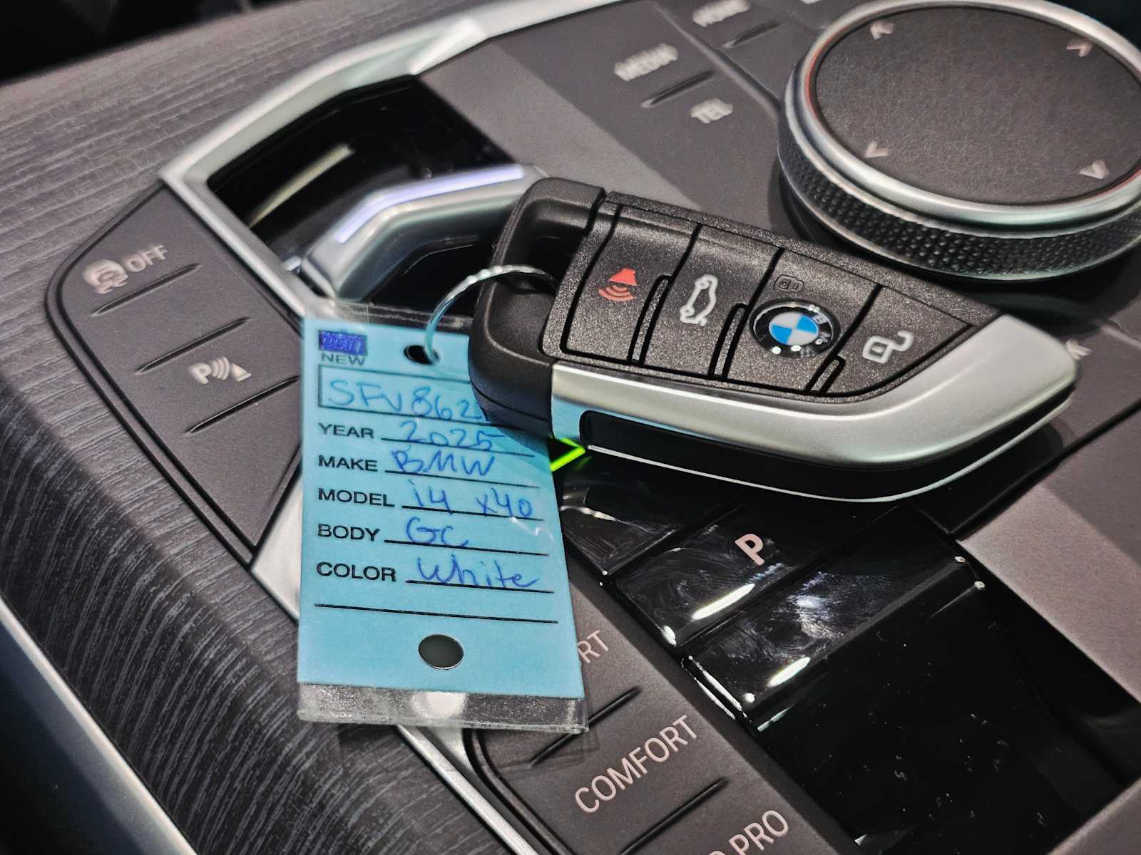 Thumbnail: 2025 BMW i4 - 30