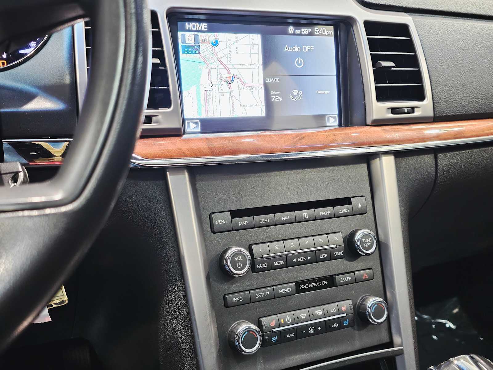 Thumbnail: 2012 Lincoln MKZ - 16