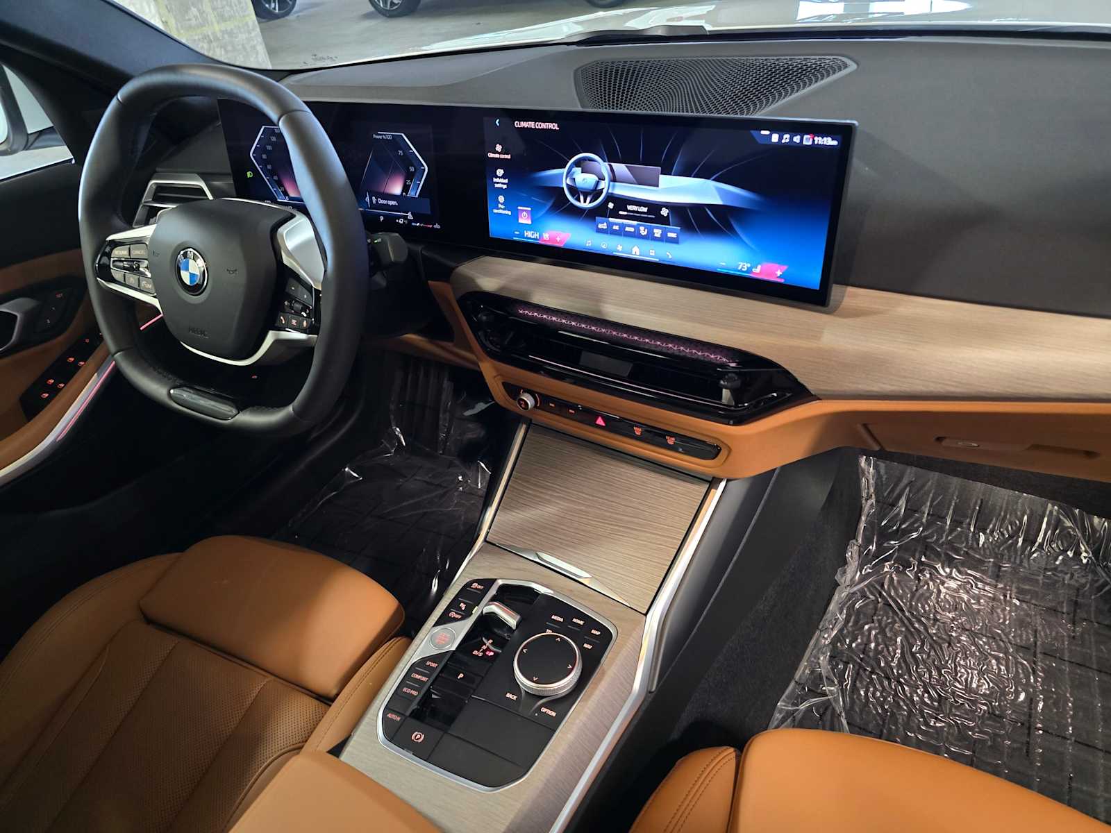 Thumbnail: 2025 BMW 3 Series - 36