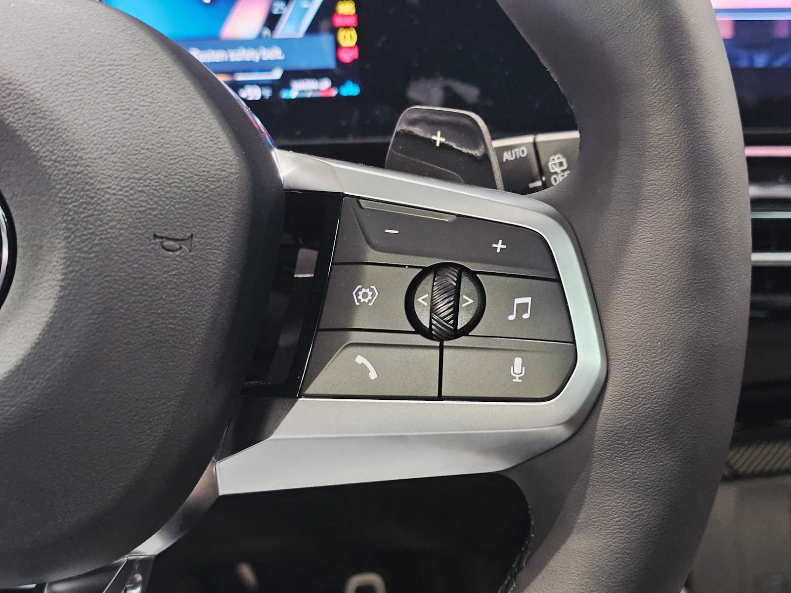 Thumbnail: 2025 BMW X1 - 12