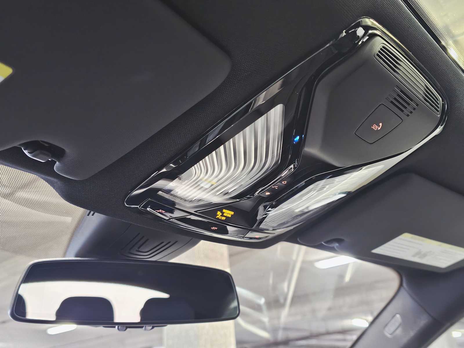 Thumbnail: 2025 BMW i4 - 21