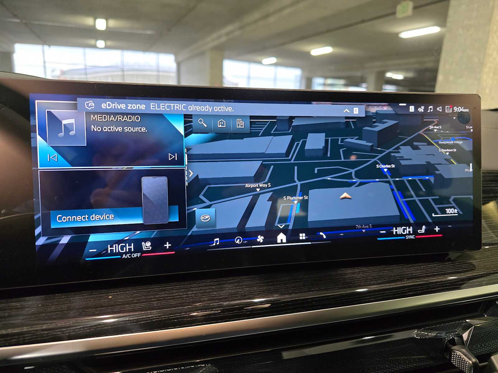 Thumbnail: 2026 BMW X5 - 13