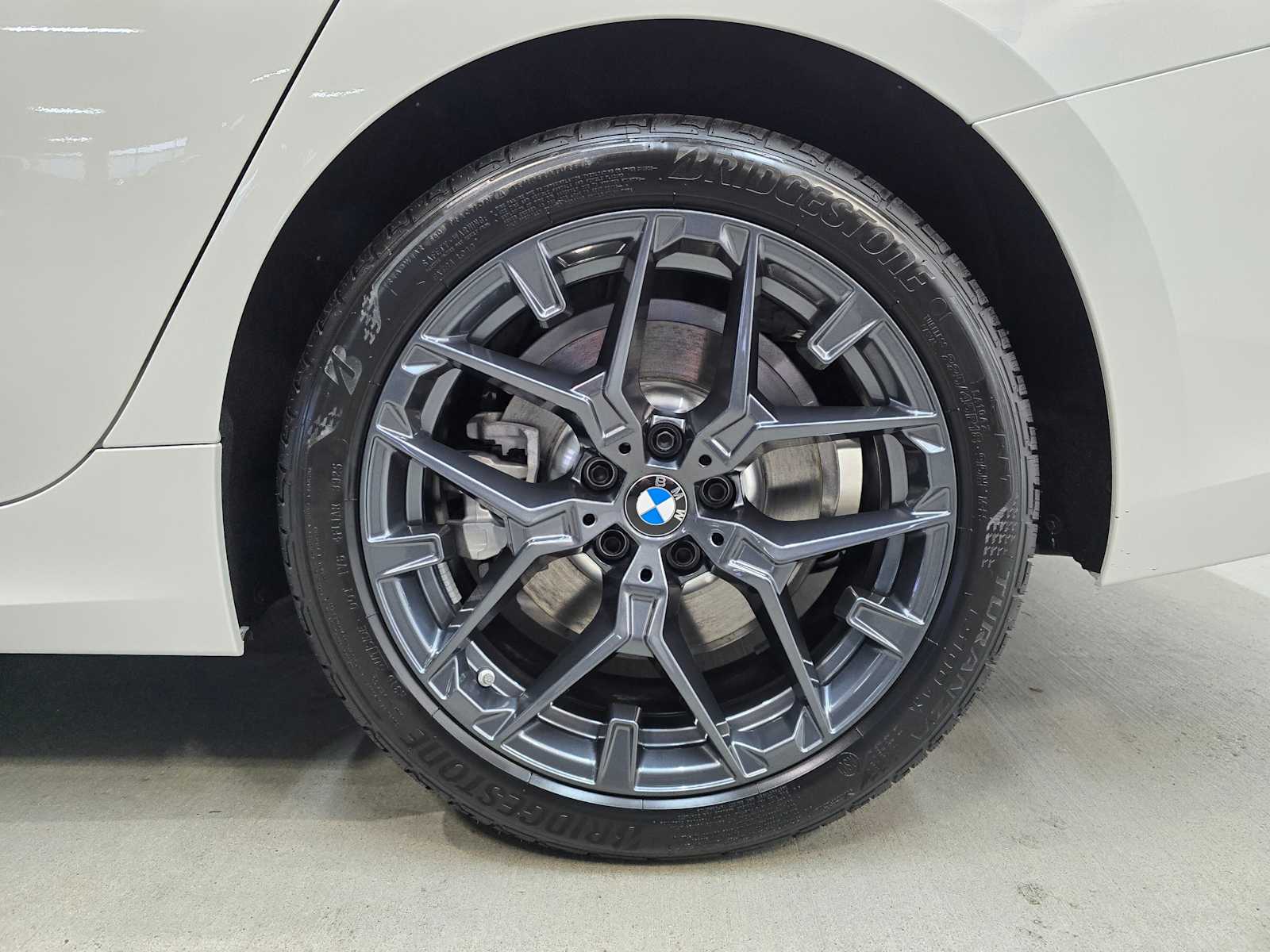 Thumbnail: 2026 BMW 3 Series - 8