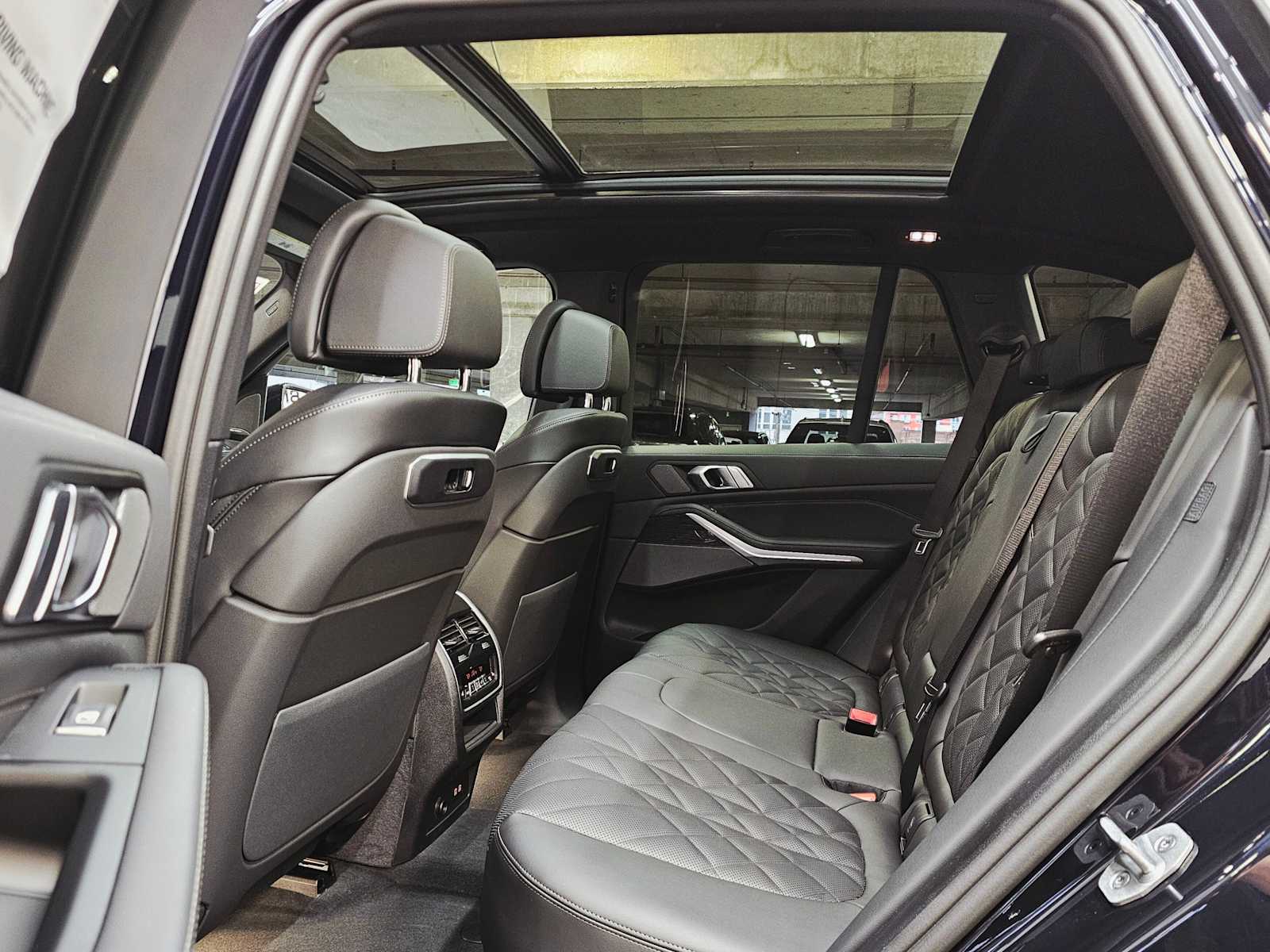 Thumbnail: 2026 BMW X5 - 25