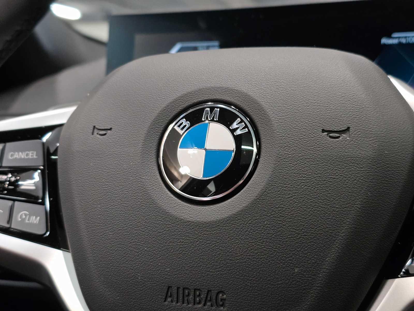 Thumbnail: 2025 BMW 3 Series - 22