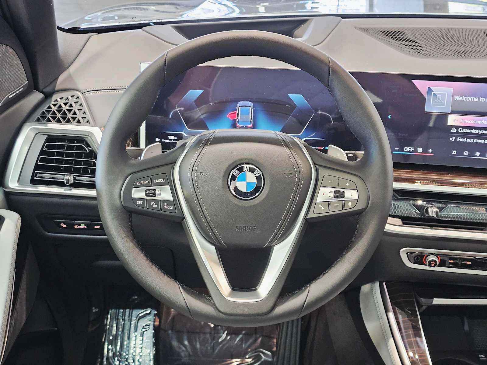 Thumbnail: 2026 BMW X5 - 11