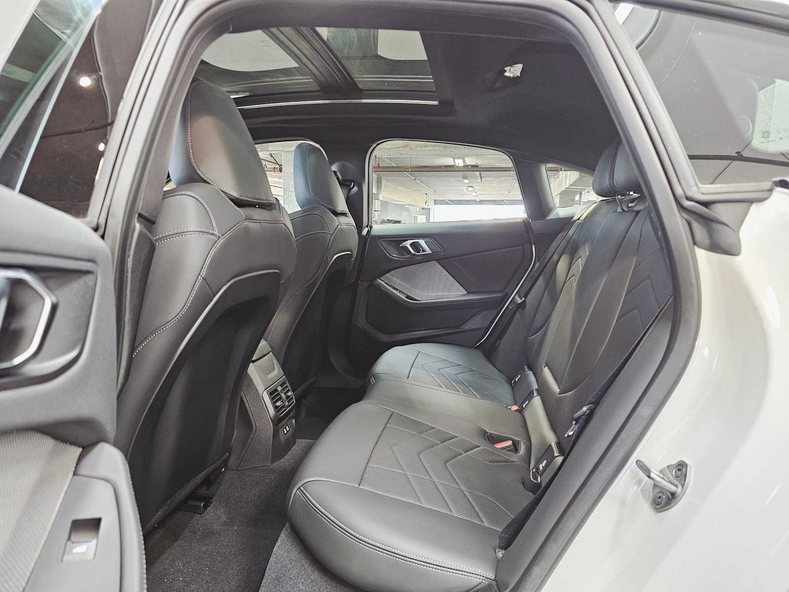 Thumbnail: 2026 BMW 2 Series - 25