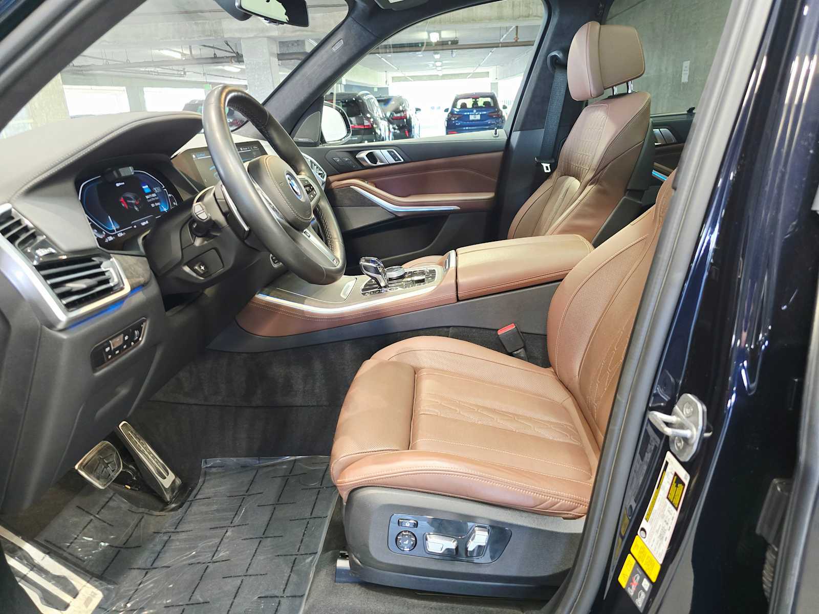 Thumbnail: 2023 BMW X5 - 24