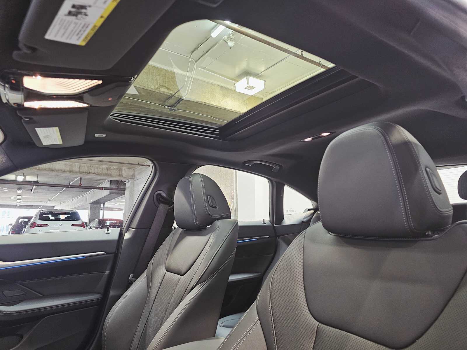 Thumbnail: 2025 BMW i4 - 24