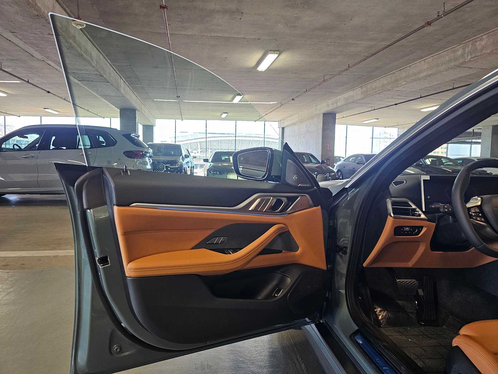 Thumbnail: 2026 BMW i4 - 23
