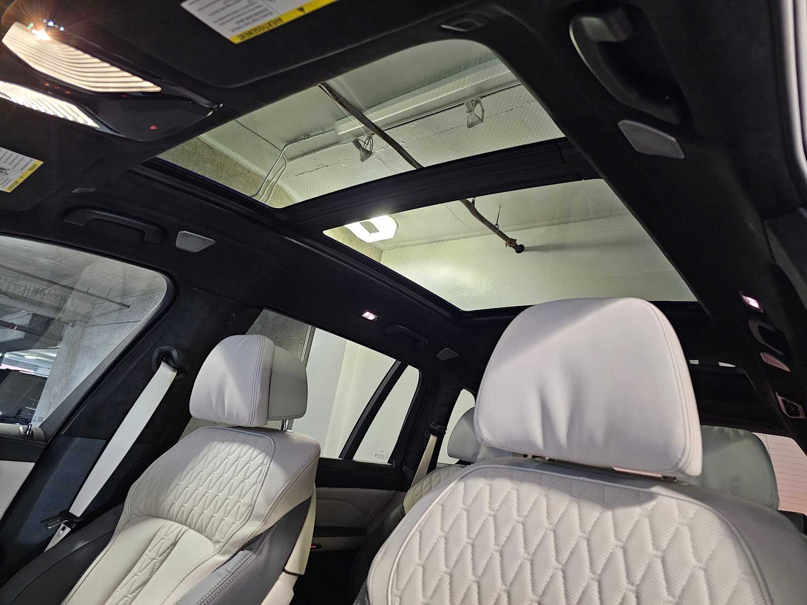 Thumbnail: 2026 BMW X7 - 35