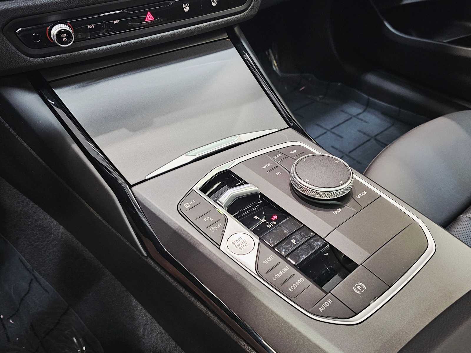 Thumbnail: 2024 BMW 2 Series - 17