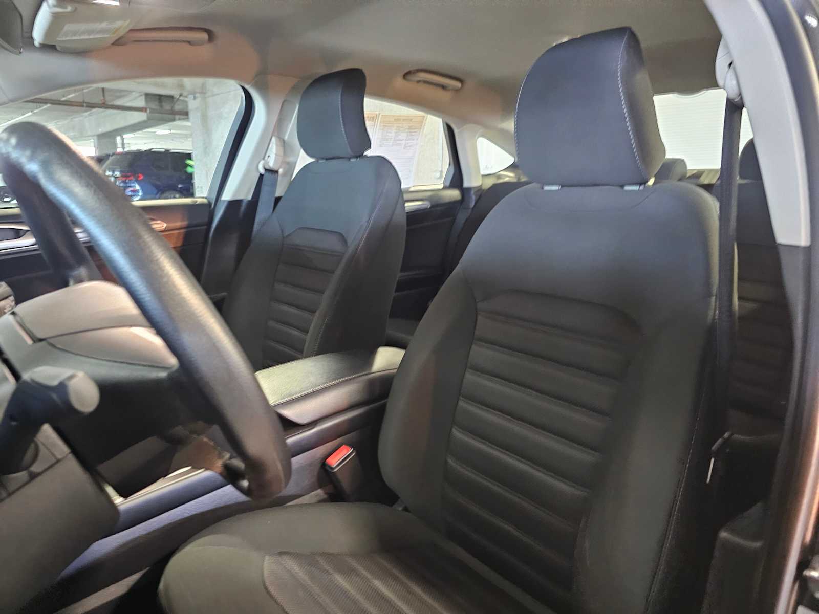 Thumbnail: 2018 Ford Fusion - 26