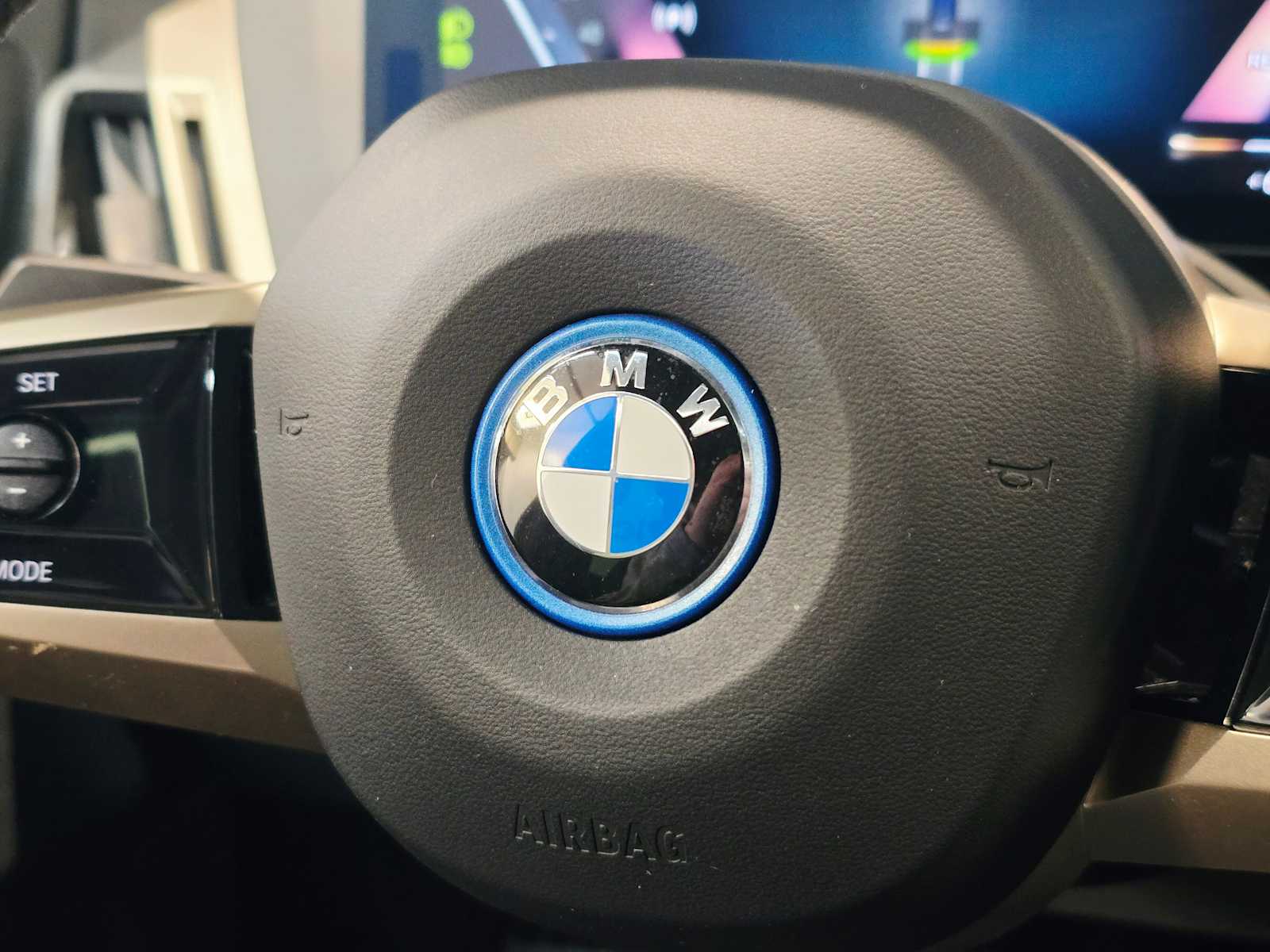 Thumbnail: 2024 BMW iX - 22