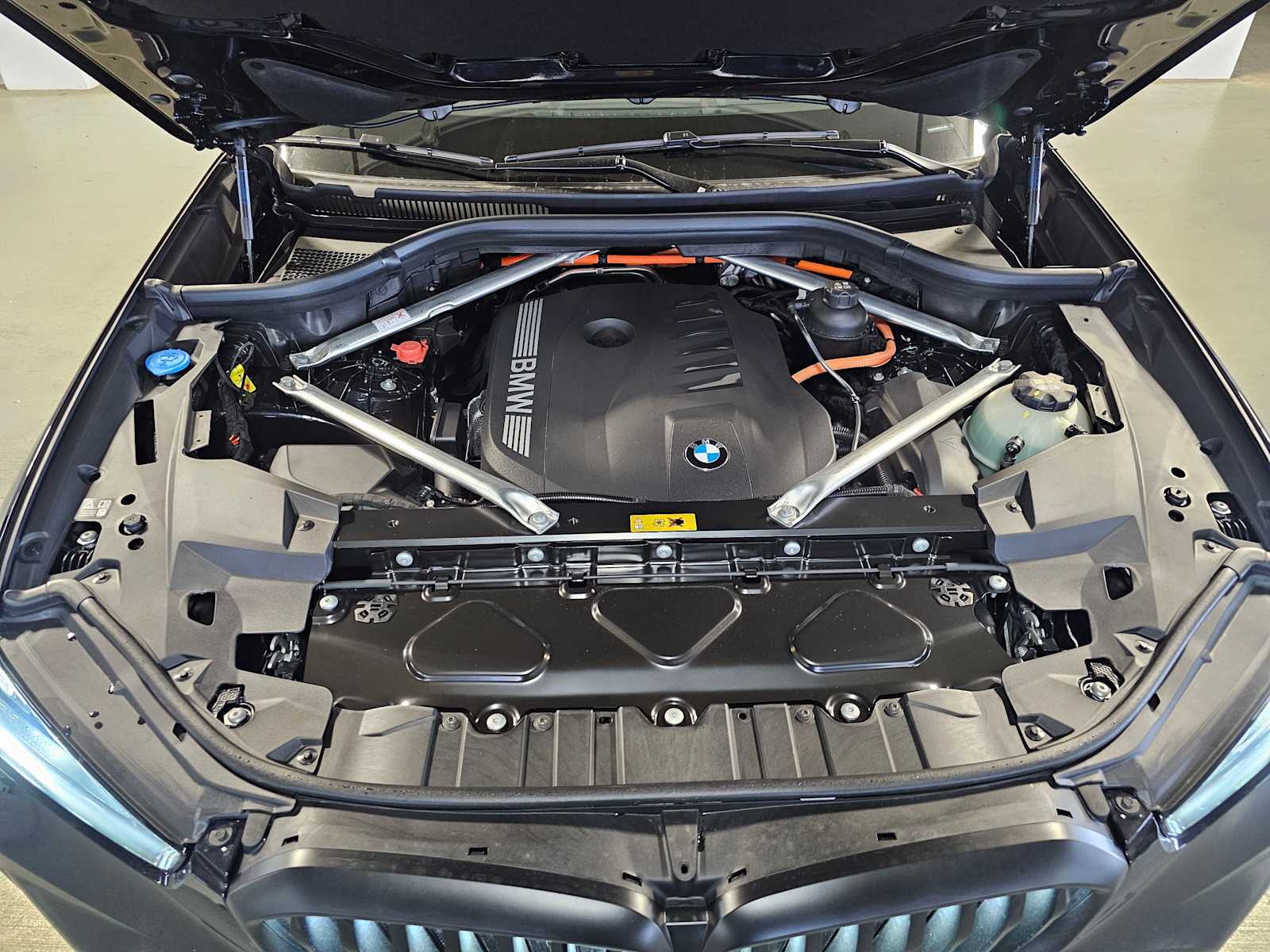 Thumbnail: 2026 BMW X5 - 9