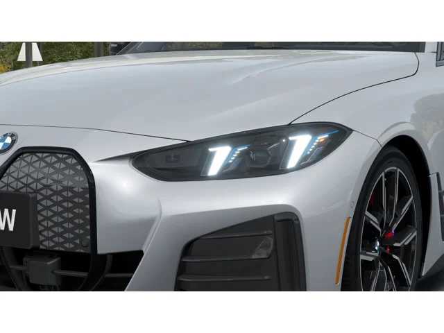 Thumbnail: 2026 BMW i4 - 6