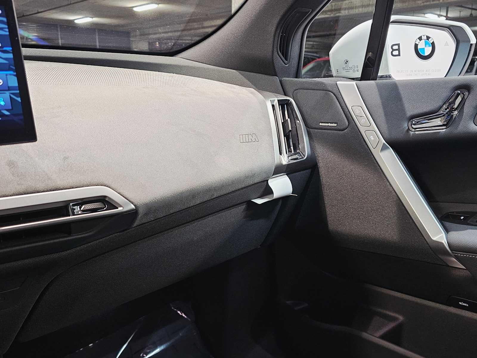 Thumbnail: 2026 BMW iX - 20