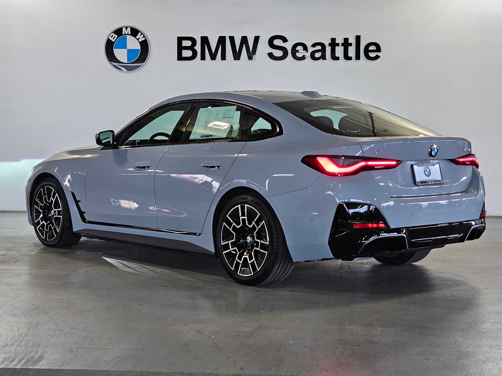 Thumbnail: 2026 BMW i4 - 4