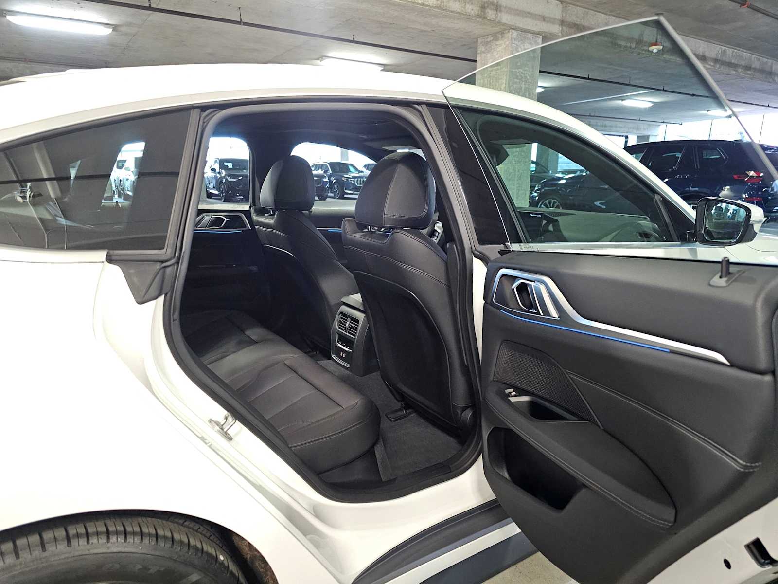 Thumbnail: 2025 BMW i4 - 38