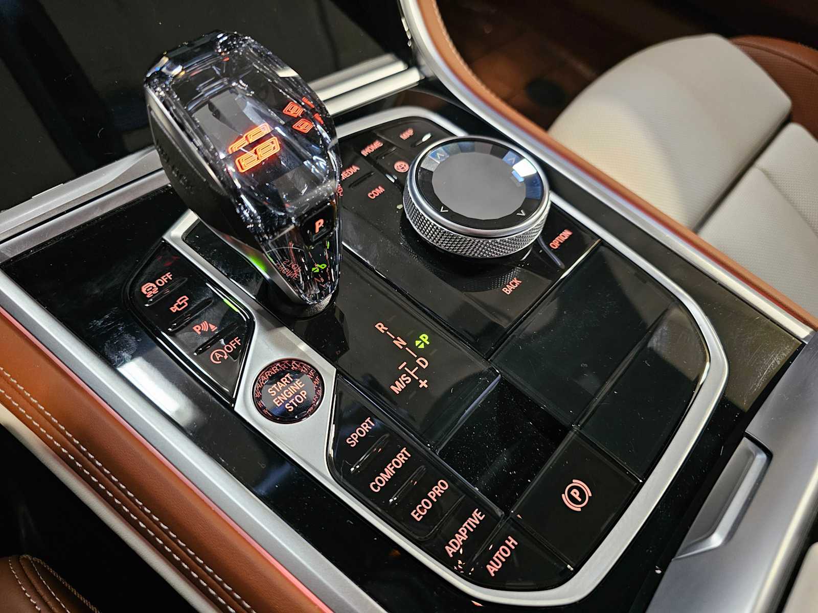 Thumbnail: 2025 BMW 8 Series - 21