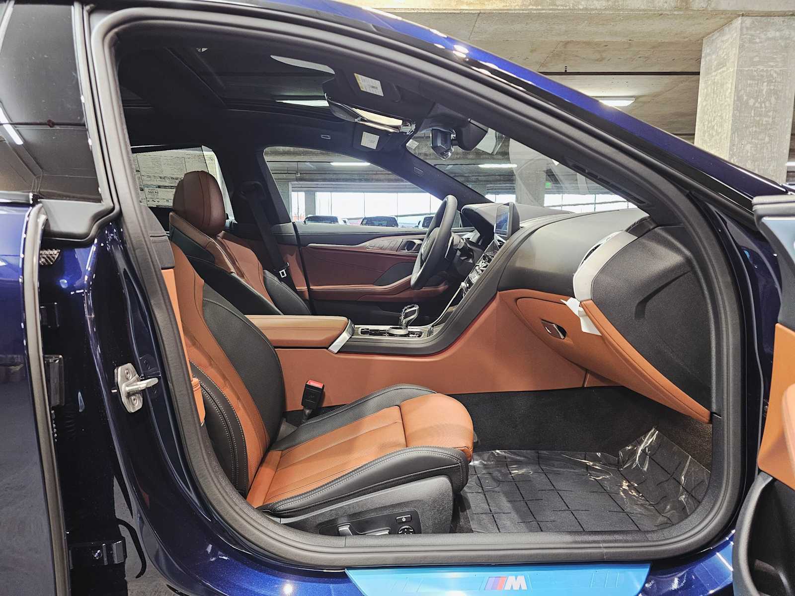 Thumbnail: 2026 BMW 8 Series - 27