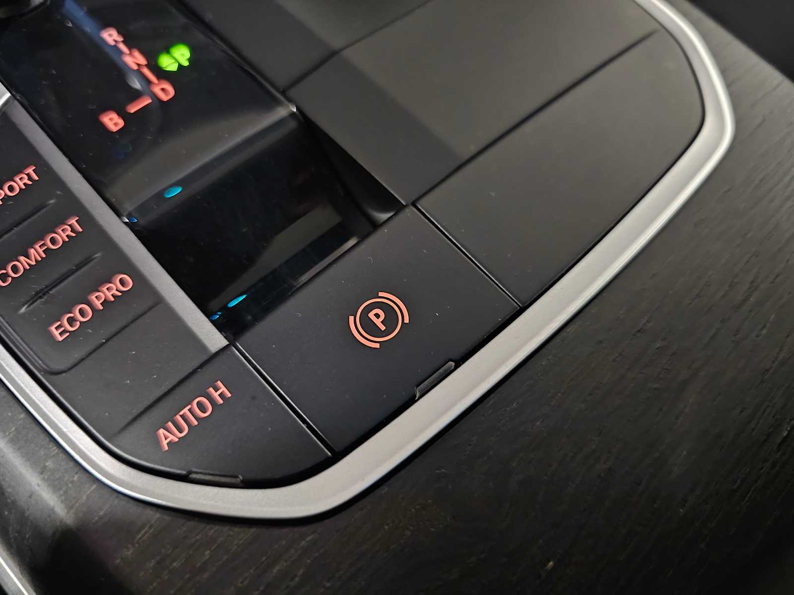 Thumbnail: 2023 BMW i4 - 24