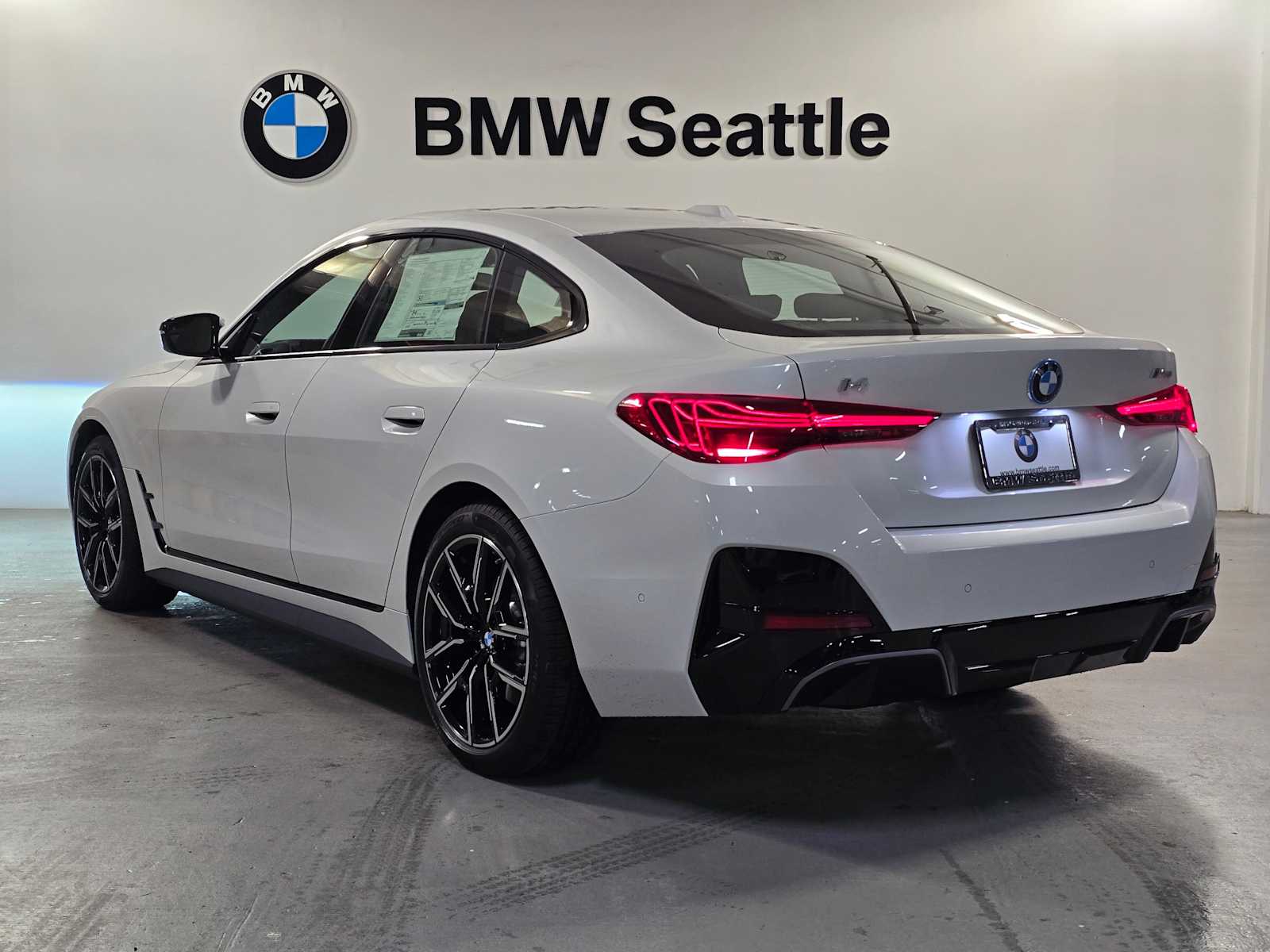 Thumbnail: 2025 BMW i4 - 4