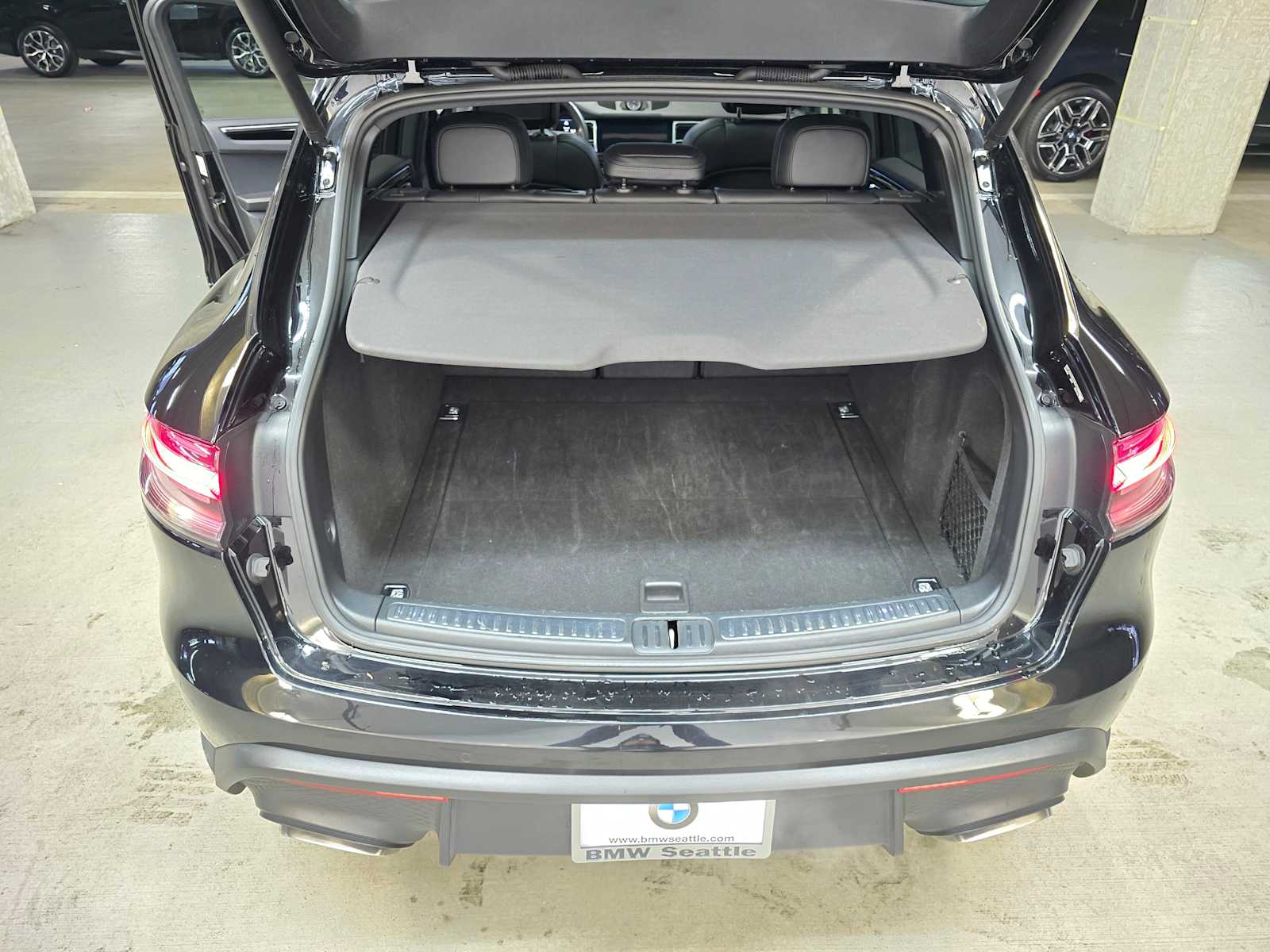 Thumbnail: 2024 Porsche Macan - 34