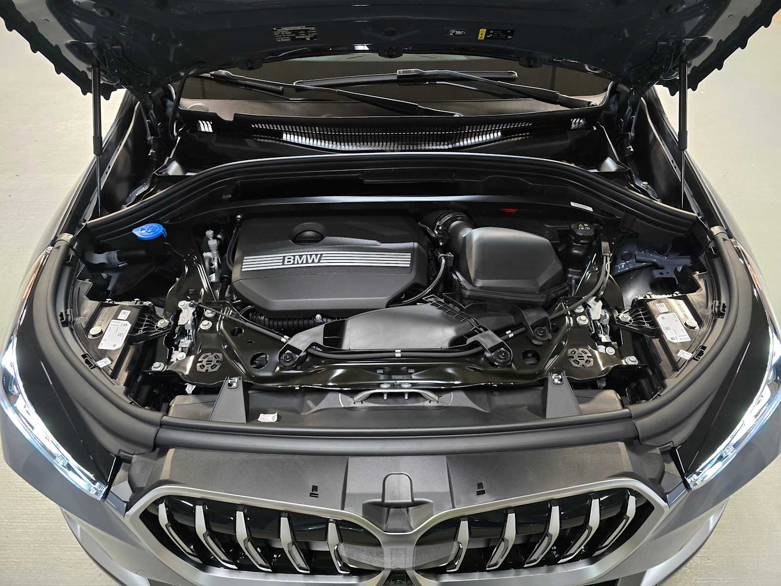 Thumbnail: 2026 BMW X1 - 9