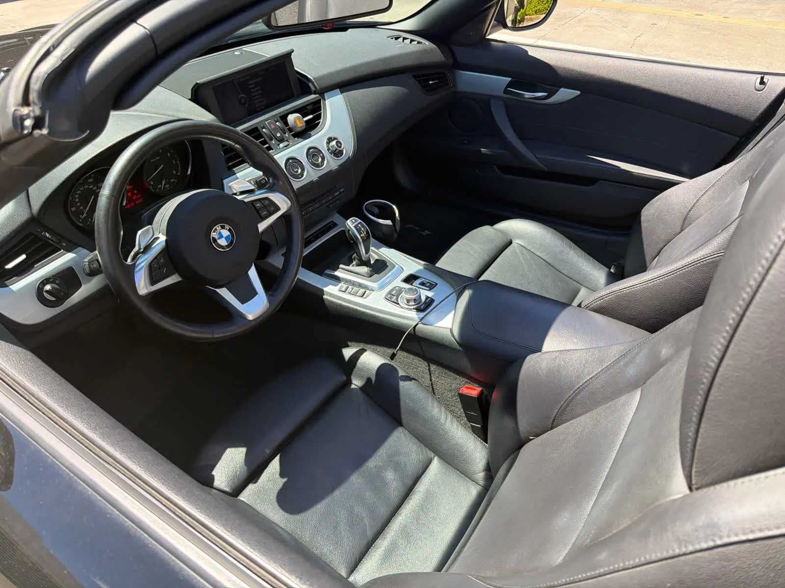 Thumbnail: 2011 BMW Z4 - 6