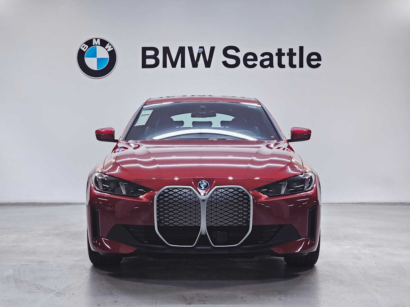 Thumbnail: 2025 BMW i4 - 6