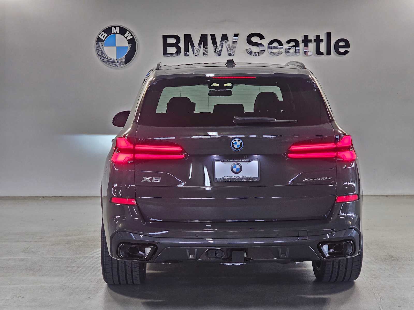 Thumbnail: 2026 BMW X5 - 5
