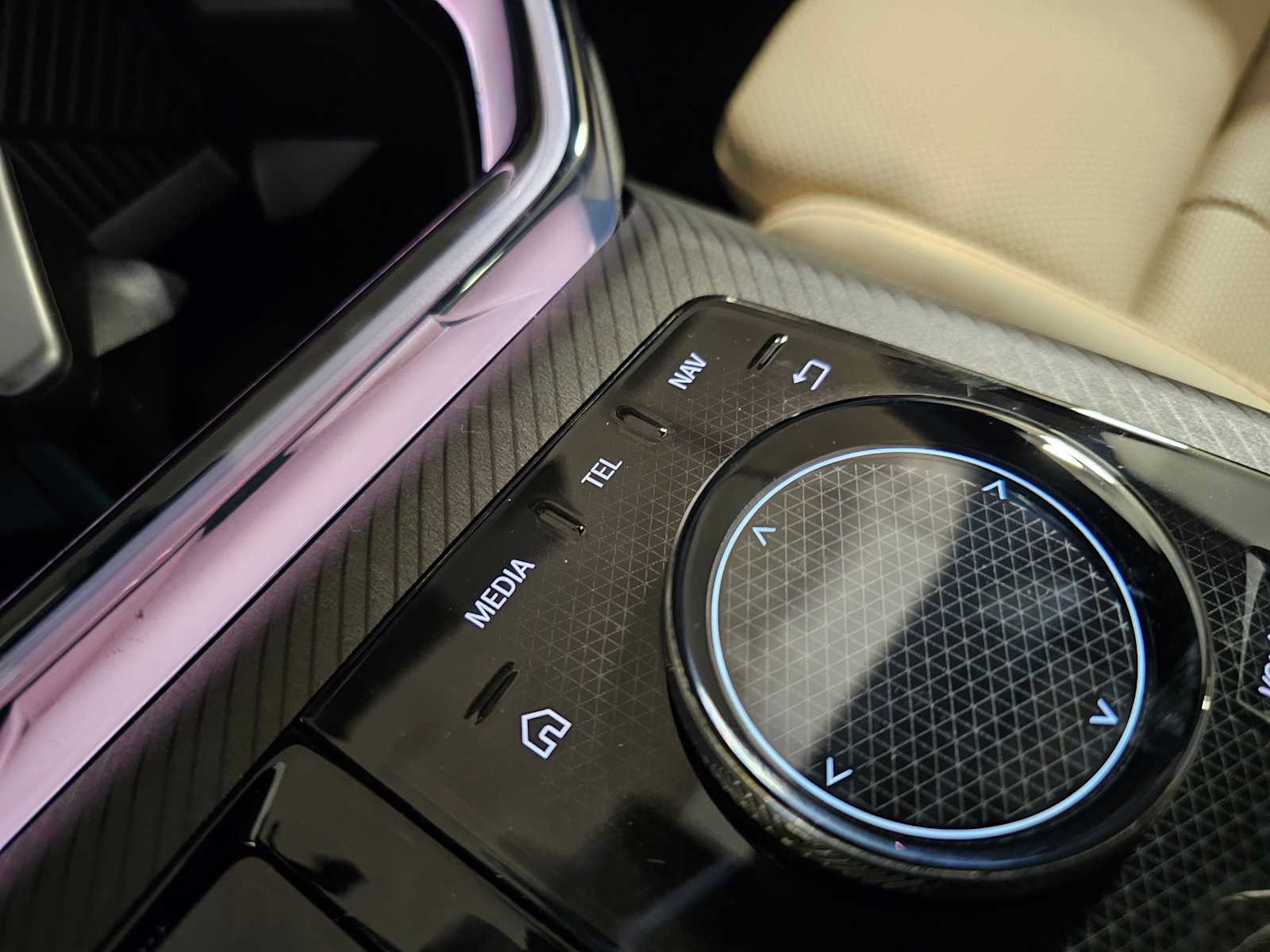 Thumbnail: 2026 BMW X3 - 21