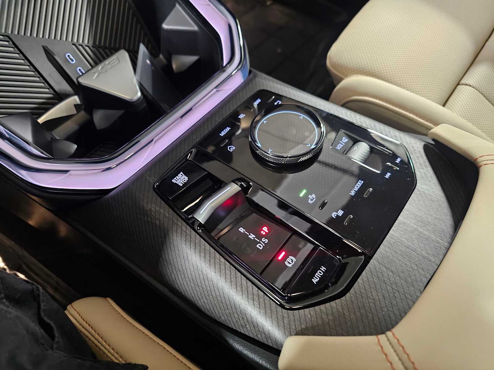 Thumbnail: 2026 BMW X3 - 21