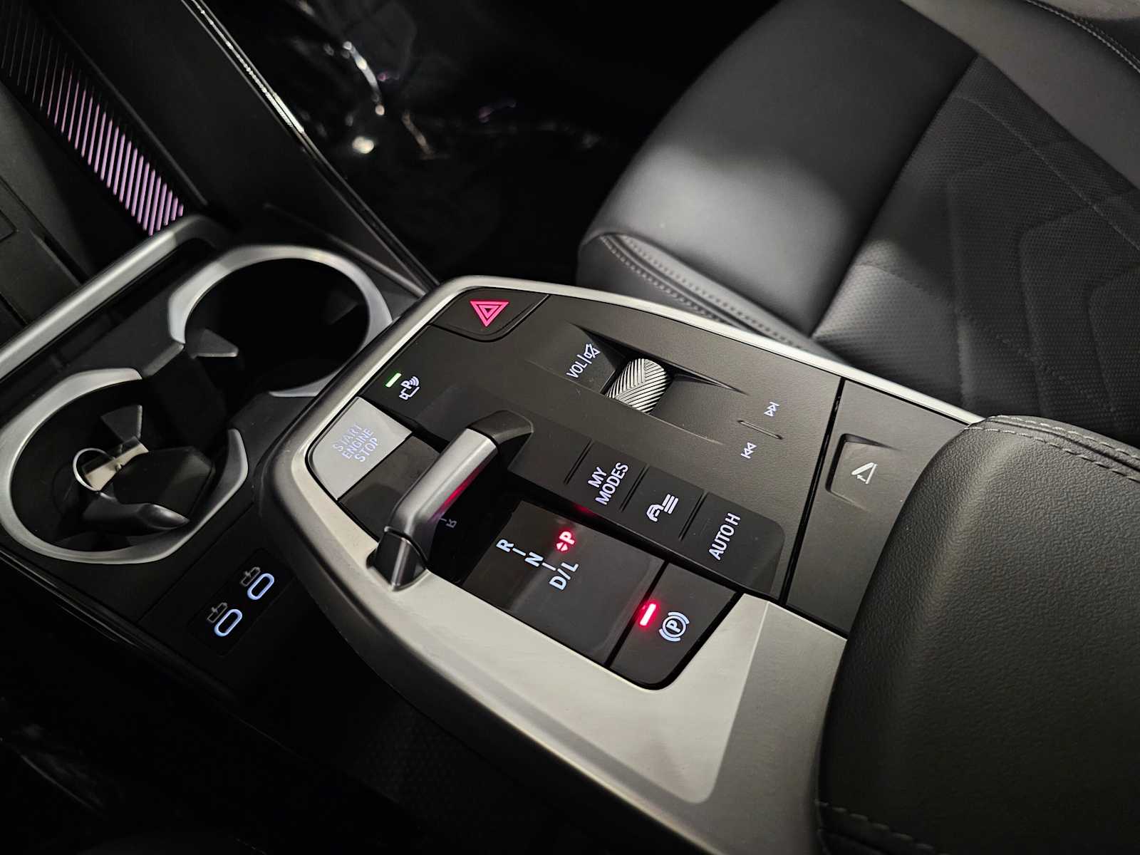 Thumbnail: 2025 BMW X1 - 20