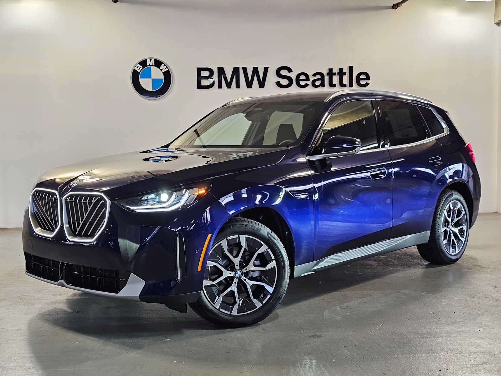 Thumbnail: 2026 BMW X3 - 1