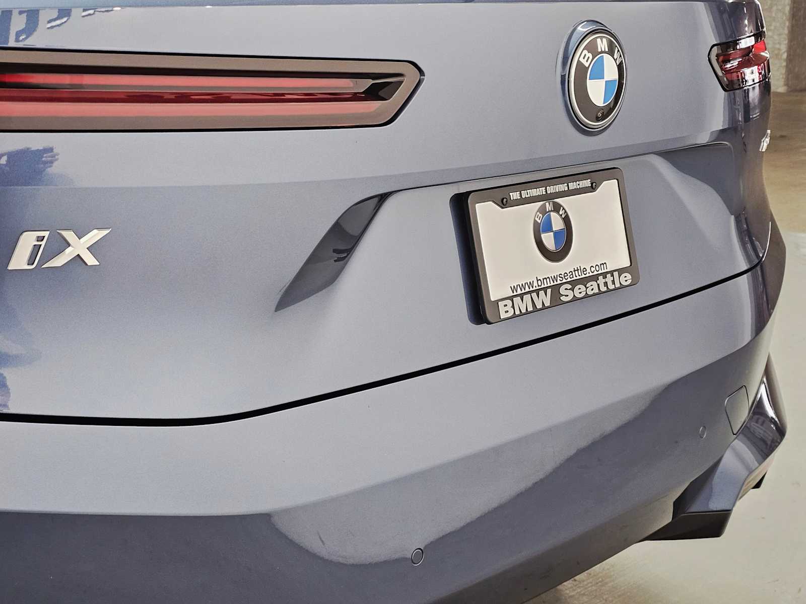 Thumbnail: 2026 BMW iX - 7