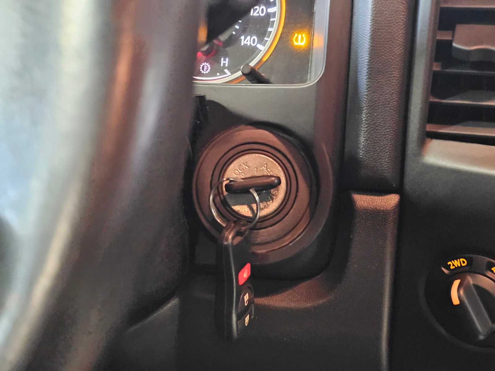 Thumbnail: 2012 Nissan Titan - 16