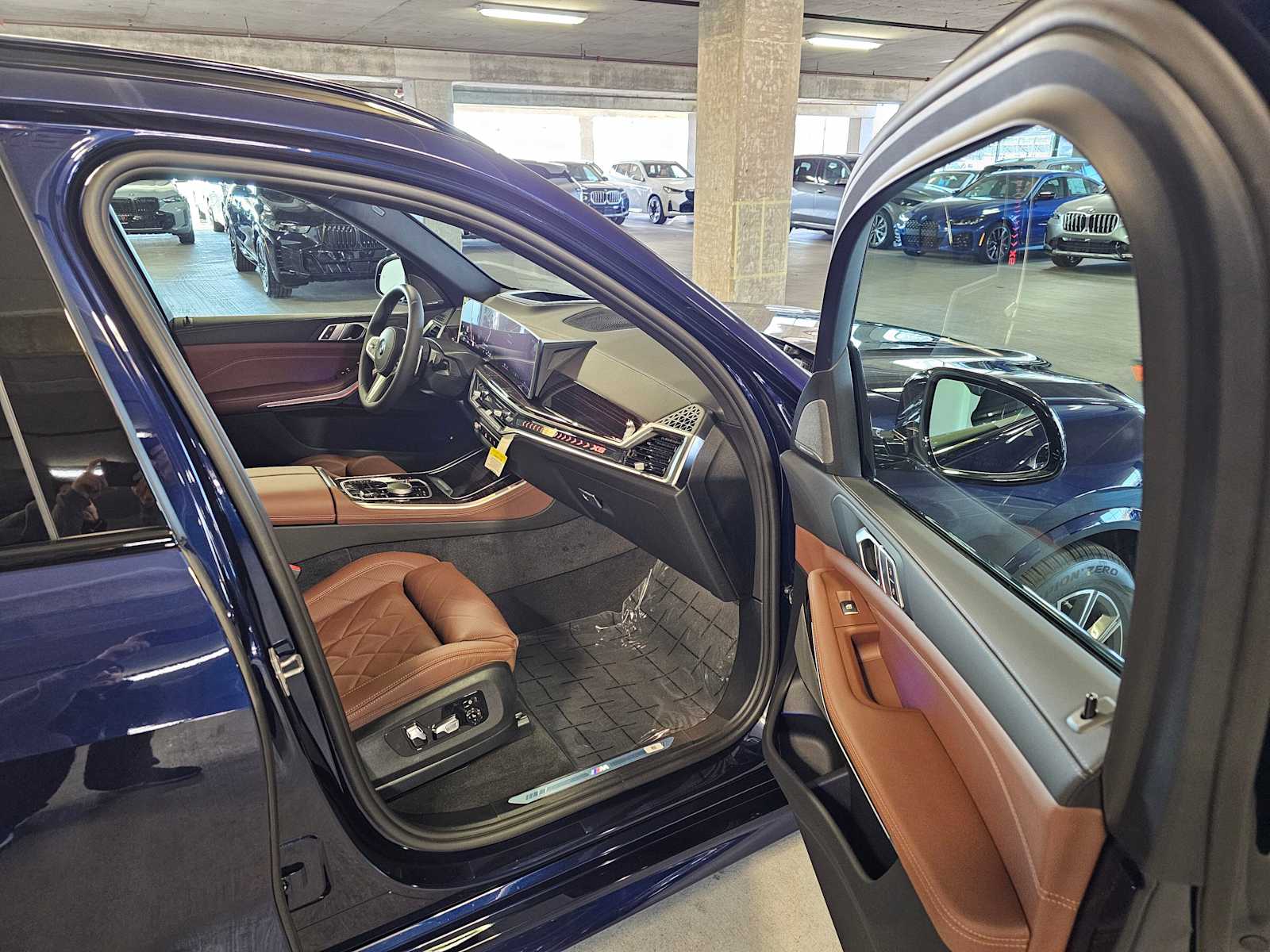 Thumbnail: 2026 BMW X5 - 35