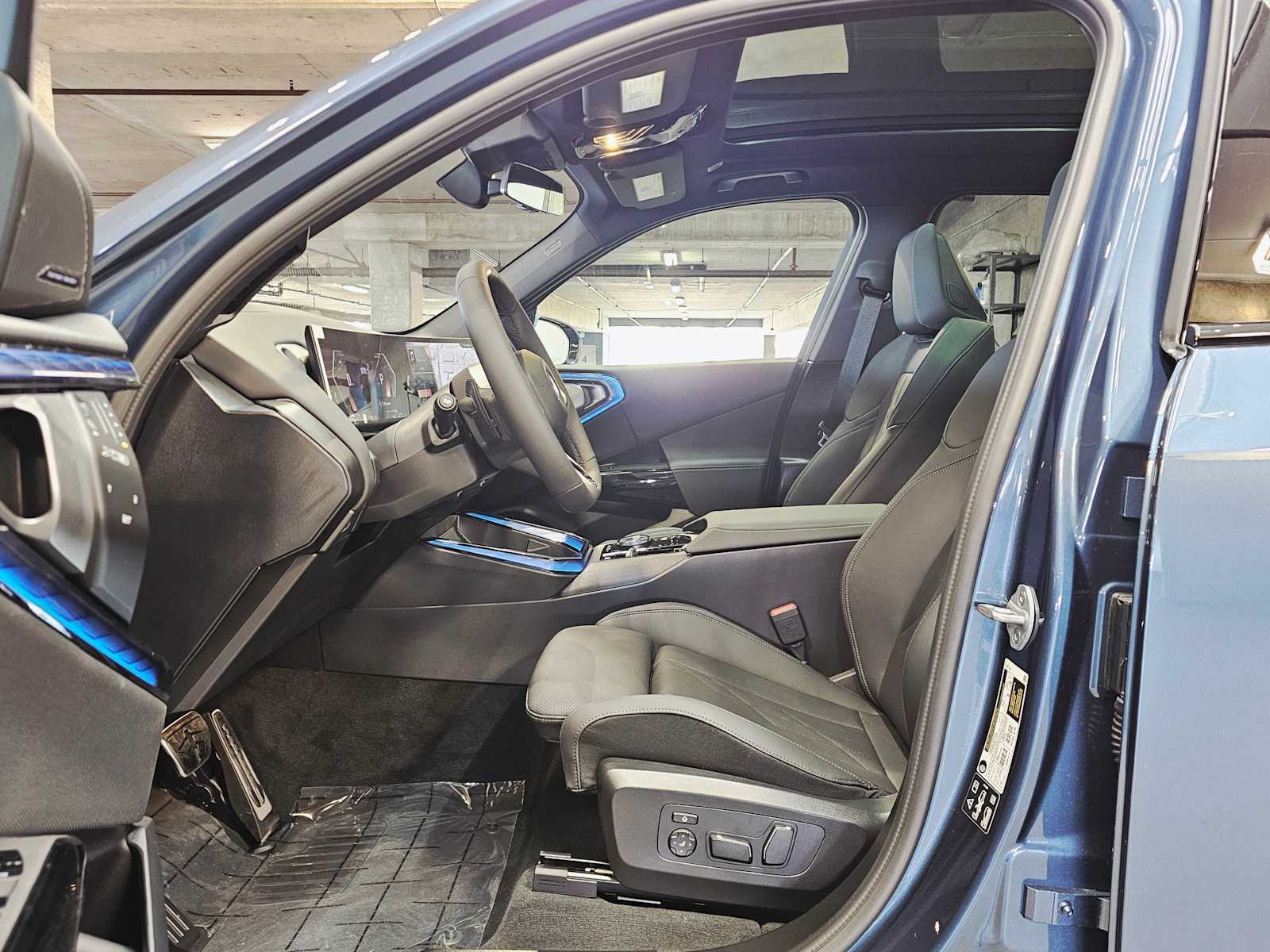 Thumbnail: 2026 BMW X3 - 23