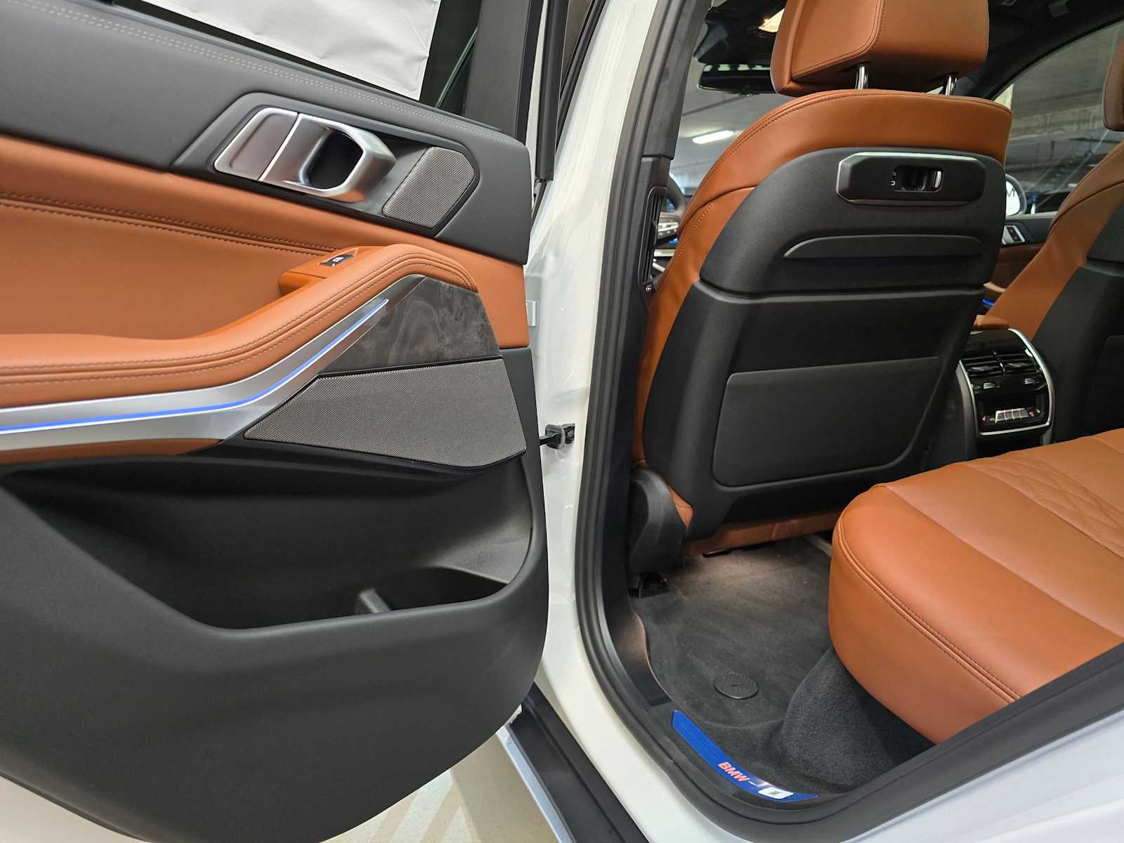 Thumbnail: 2026 BMW X5 - 27