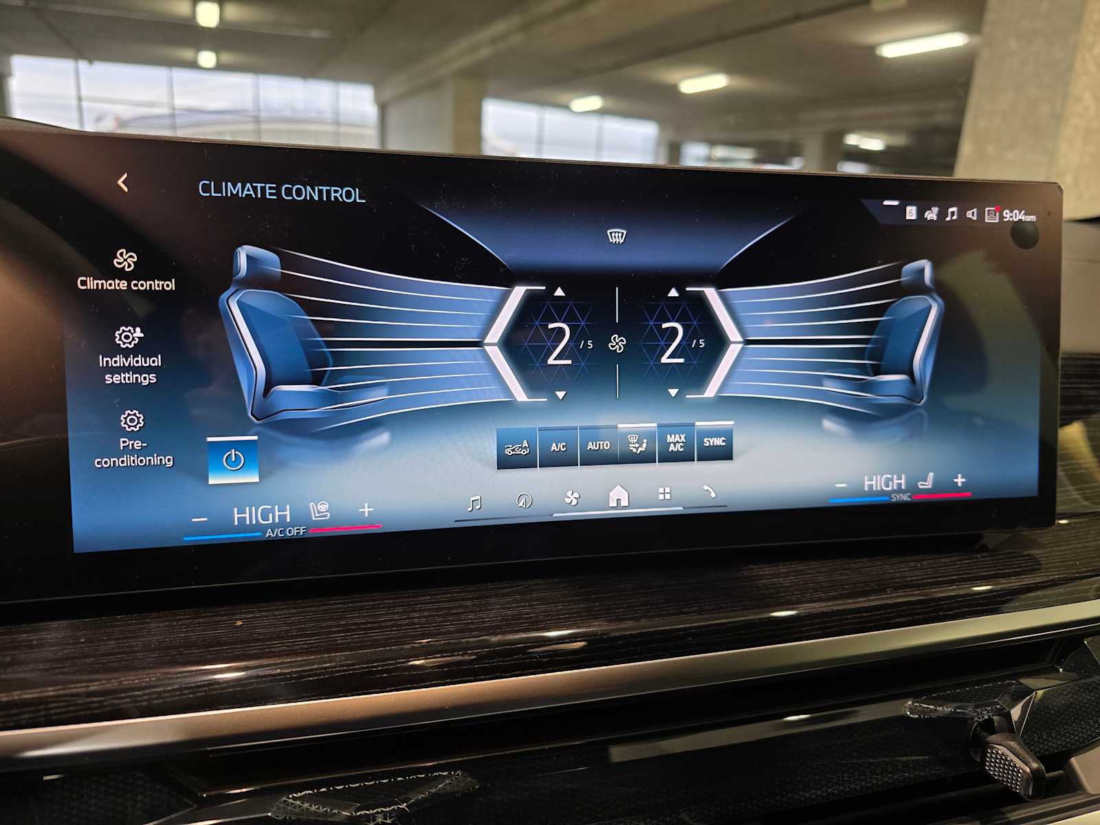 Thumbnail: 2026 BMW X5 - 14