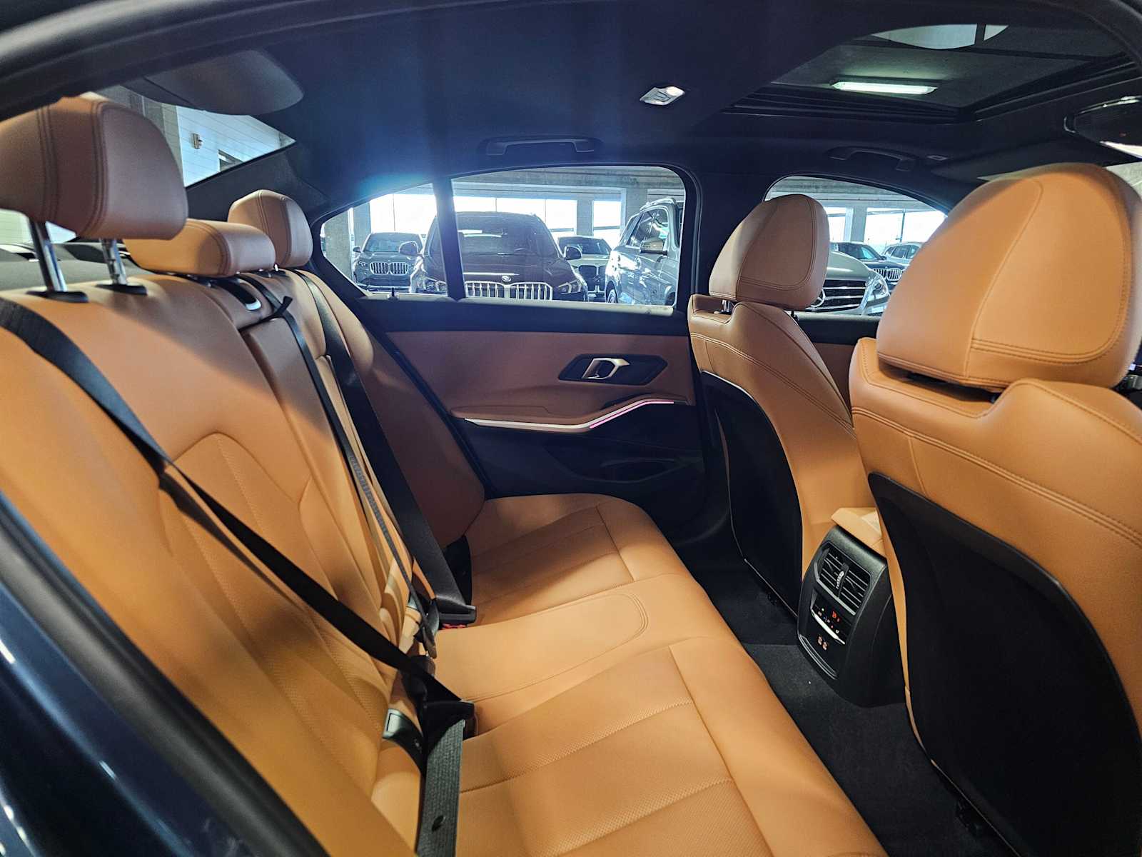 Thumbnail: 2025 BMW 3 Series - 37