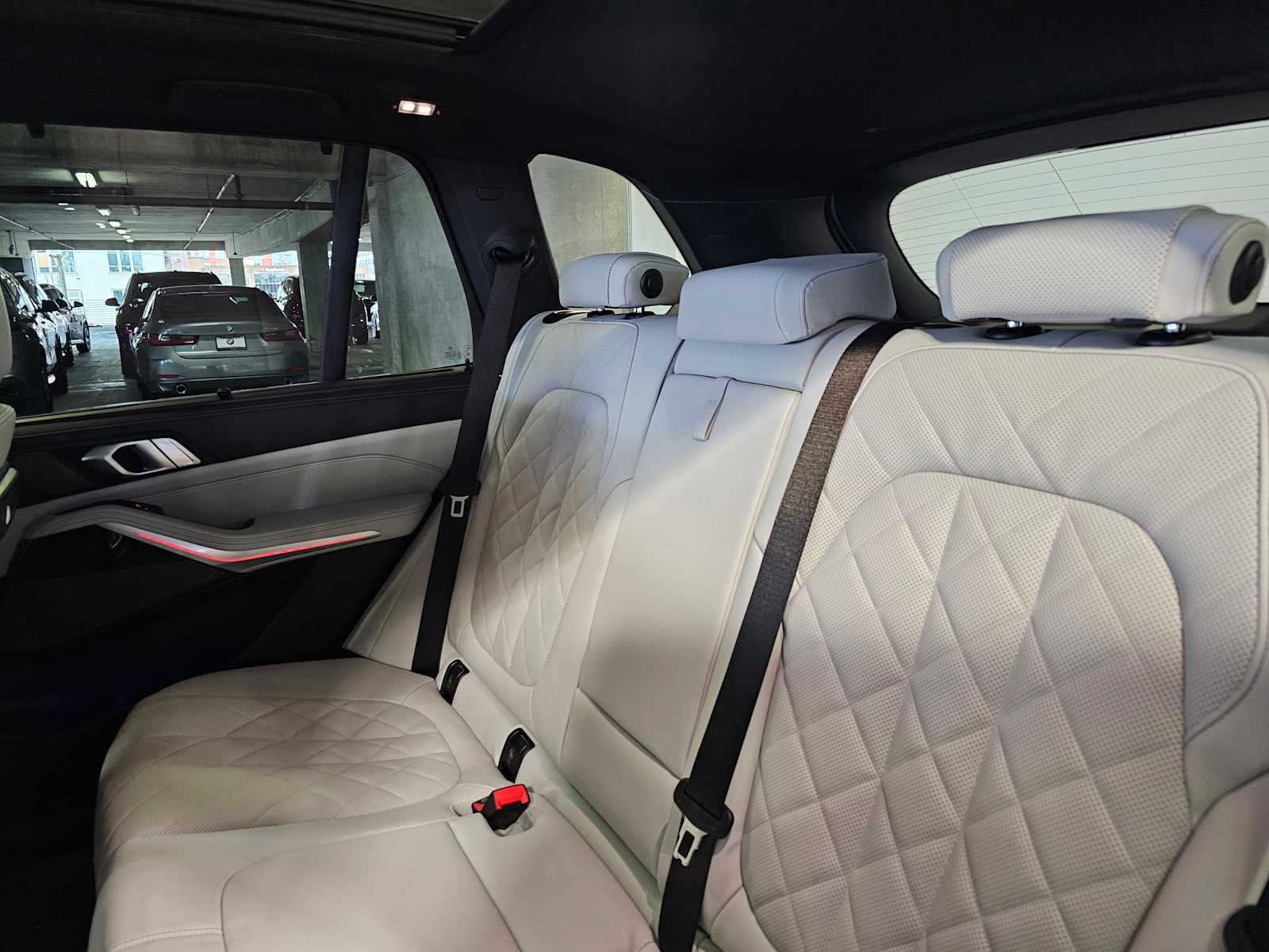 Thumbnail: 2026 BMW X5 - 38