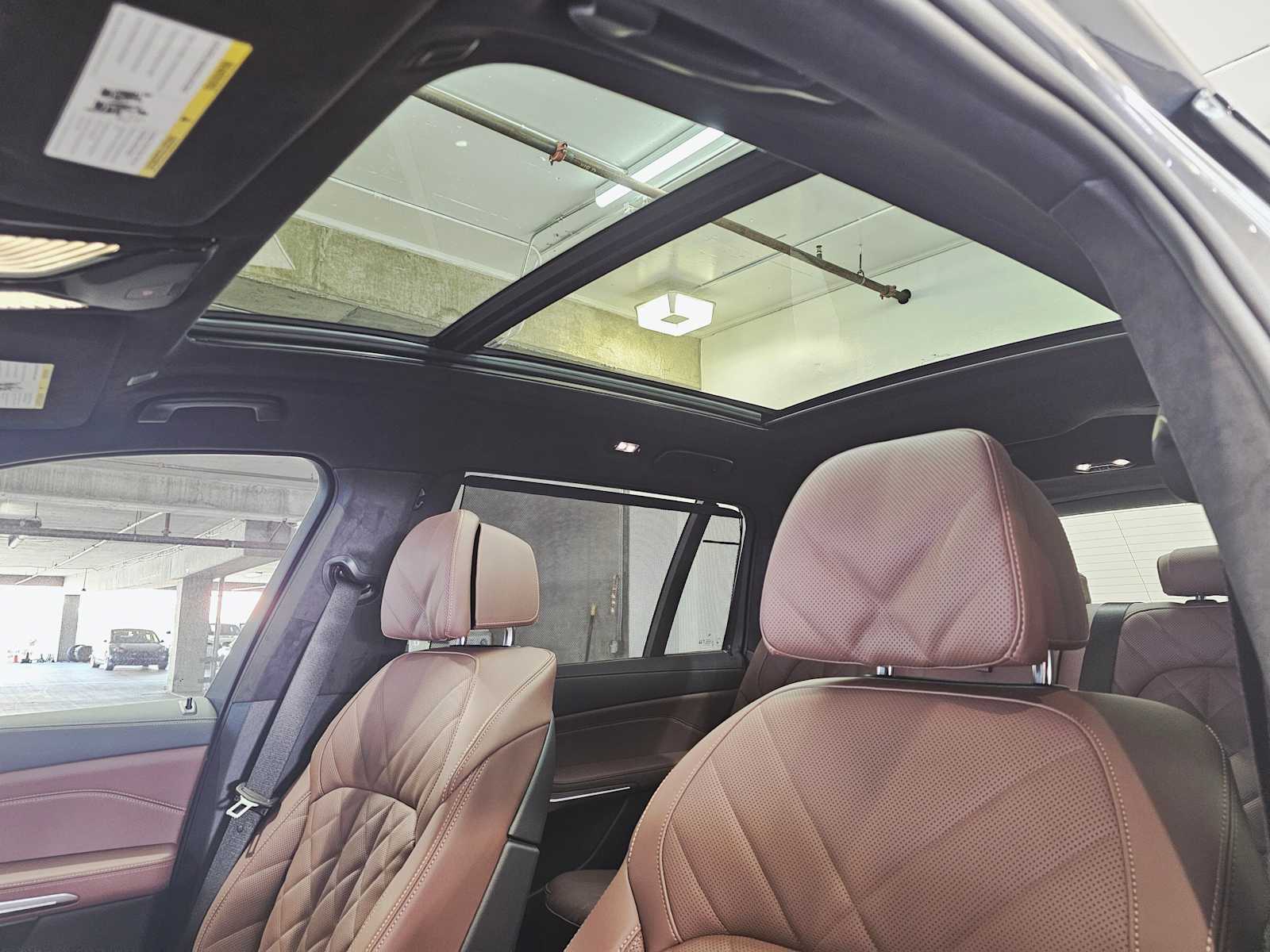 Thumbnail: 2026 BMW X7 - 24