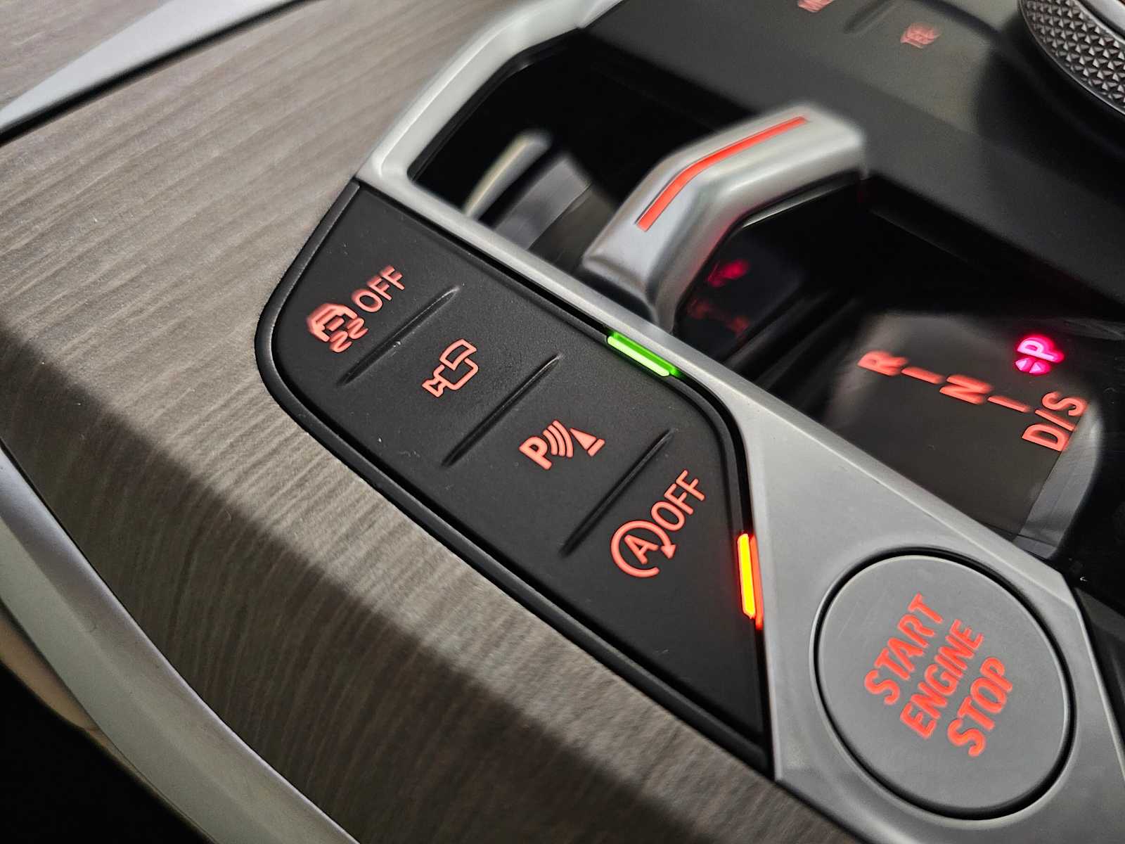 Thumbnail: 2025 BMW 3 Series - 24