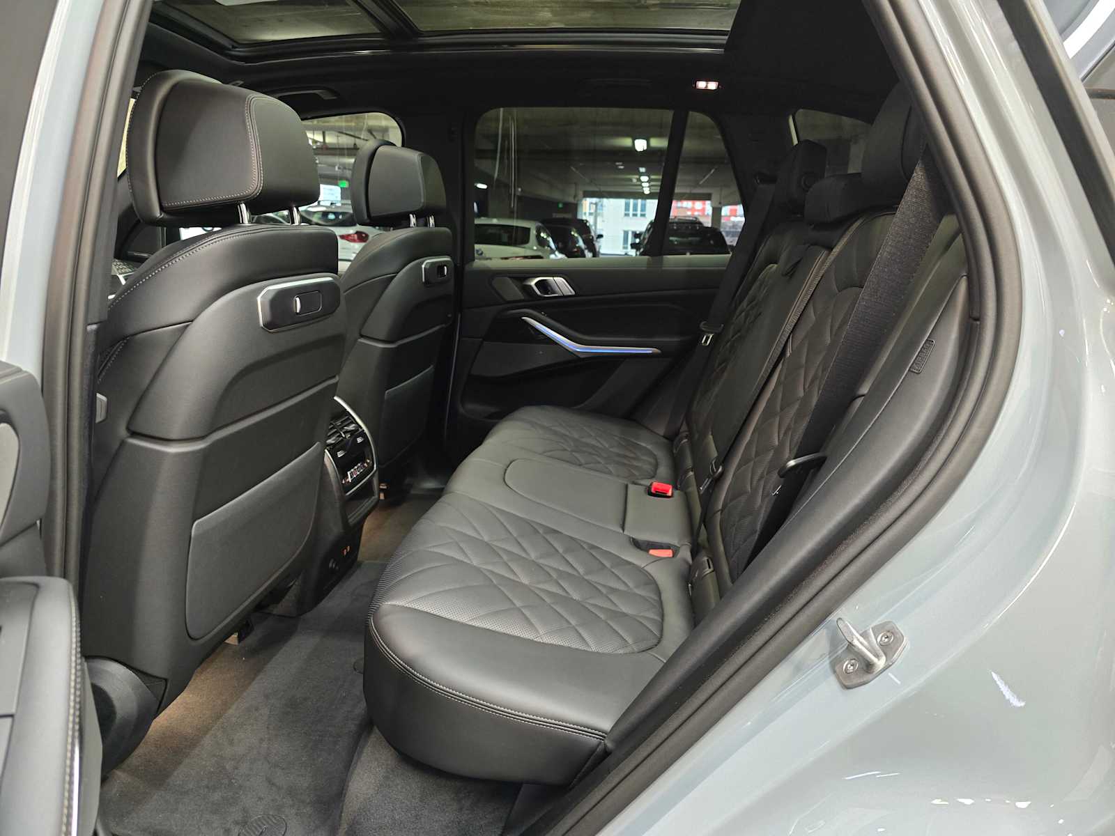 Thumbnail: 2026 BMW X5 - 27