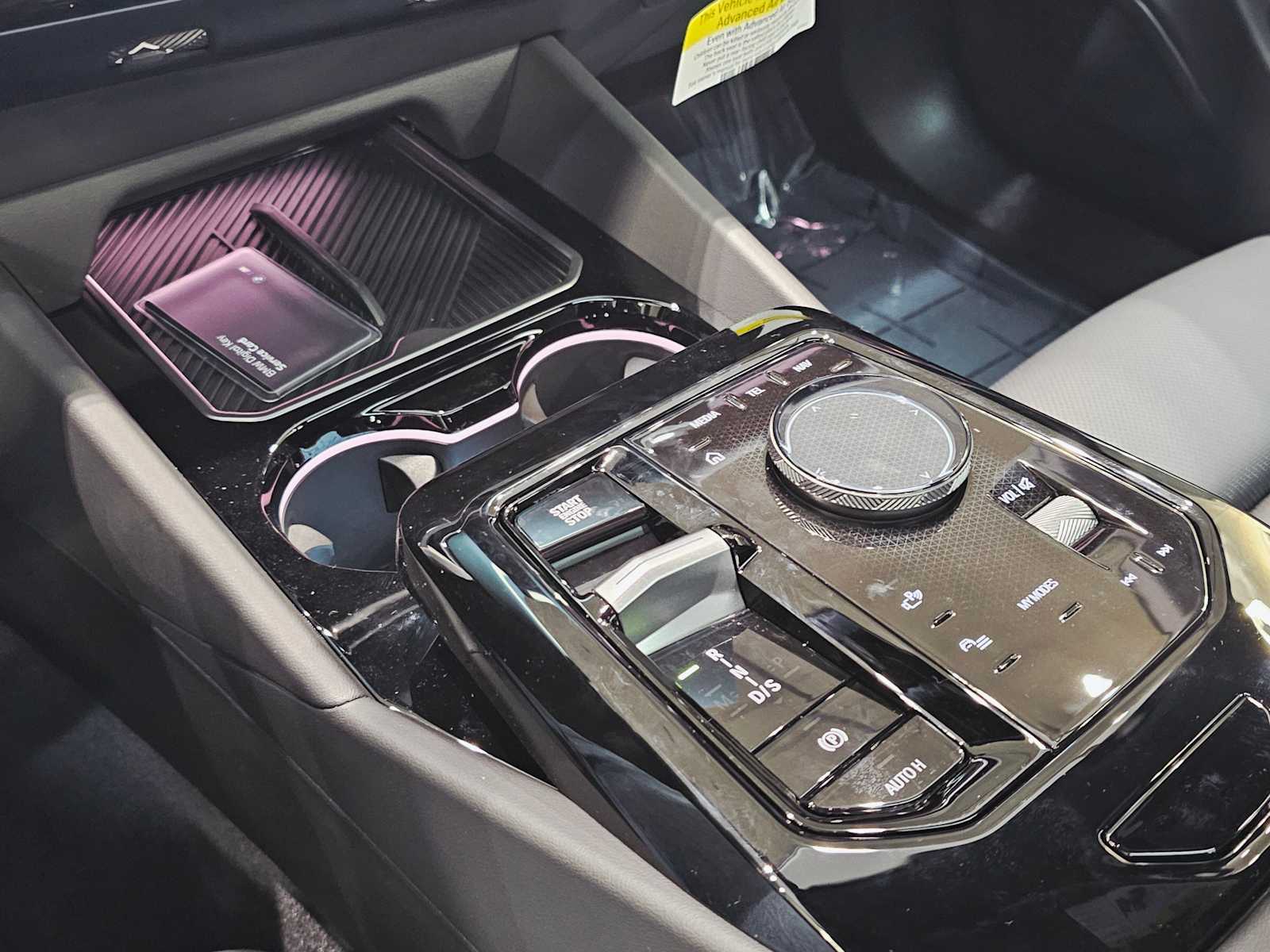 Thumbnail: 2026 BMW 5 Series - 17