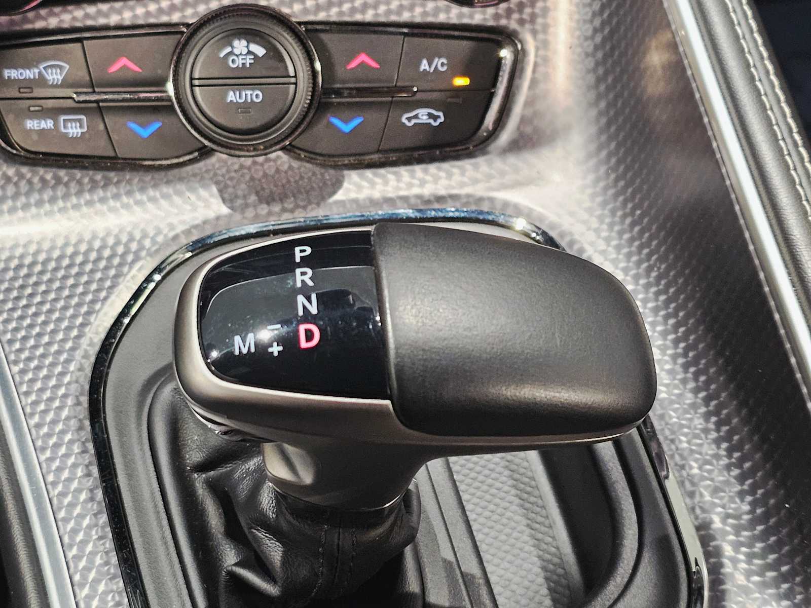 Thumbnail: 2019 Dodge Challenger - 19