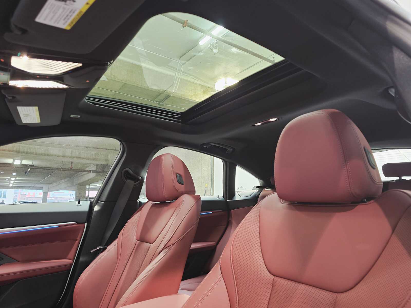 Thumbnail: 2025 BMW i4 - 24